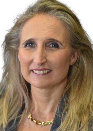 Photo of Samantha Theessen