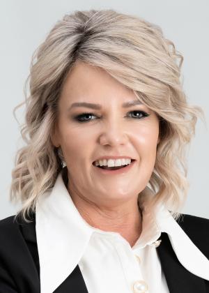 Photo of Elmine Erasmus