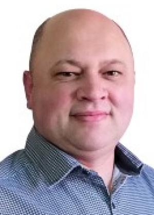 Photo of Bennie  Rossouw