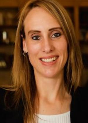 Photo of Melissa Kent