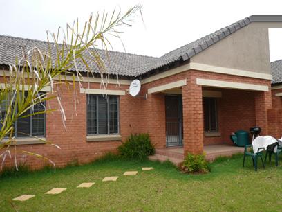 3 Bedroom Simplex for Sale For Sale in Mooikloof Ridge - Home Sell - MR00215
