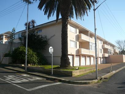 1 Bedroom Apartment for Sale For Sale in Wynberg - CPT - Private Sale - MR00372
