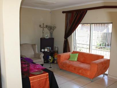 3 Bedroom House for Sale and to Rent For Sale in Rooihuiskraal - Private Sale - MR01240