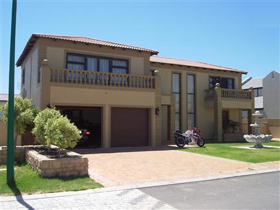 3 Bedroom House to Rent in Brackenfell - Property to rent - MR01294