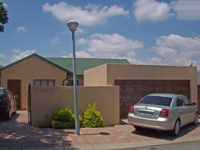 3 Bedroom Cluster for Sale For Sale in Midrand - Home Sell - MR01457