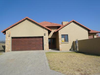  of property in Silver Lakes Golf Estate