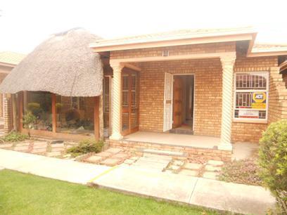 Front View of property in Boksburg