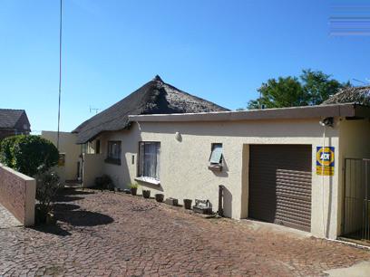 4 Bedroom Duet for Sale For Sale in Garsfontein - Home Sell - MR022629