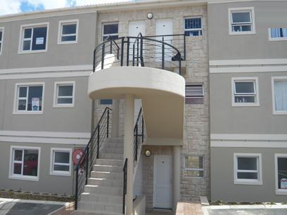 2 Bedroom Apartment for Sale For Sale in Somerset West - Private Sale - MR02283