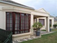 3 Bedroom 2 Bathroom Cluster to Rent for sale in Sunninghill