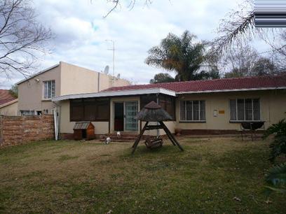 3 Bedroom House for Sale For Sale in Garsfontein - Home Sell - MR02505