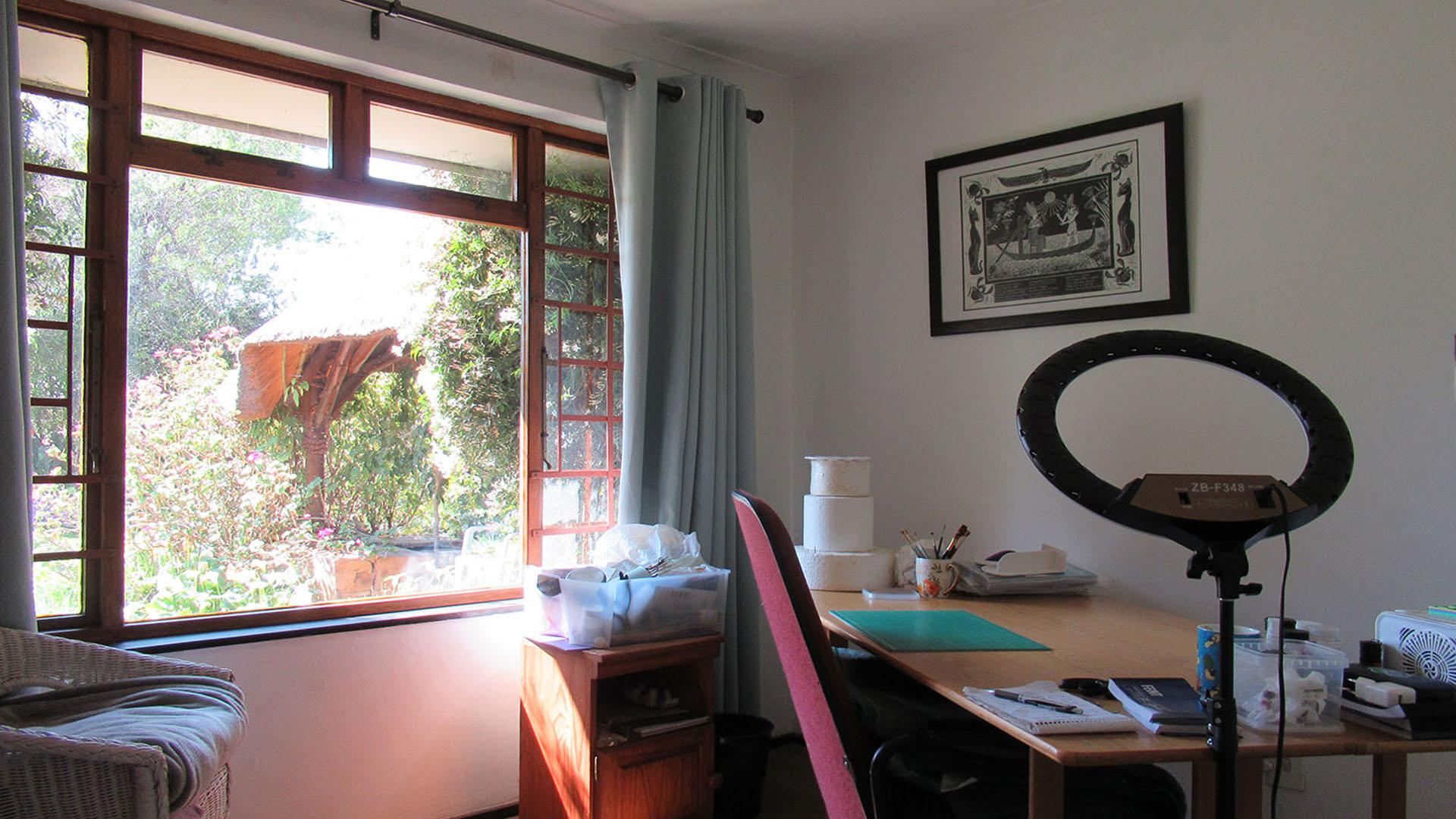 Bed Room 1 - 12 square meters of property in Randpark Ridge