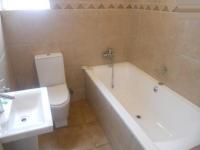 Bathroom 1 - 6 square meters of property in Pelikan Park