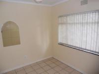 Bed Room 1 - 19 square meters of property in Strubenvale