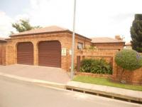 3 Bedroom 2 Bathroom Cluster for Sale for sale in North Riding A.H.