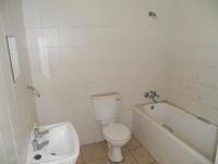 Bathroom 2 - 6 square meters of property in Umkomaas