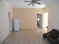 Lounges - 30 square meters of property in Umkomaas