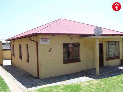 Standard Bank SIE Sale In Execution 2 Bedroom House for Sale in South Hills - MR027795