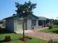 4 Bedroom 3 Bathroom House for Sale for sale in Kwaggasrand