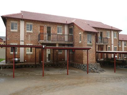 1 Bedroom Simplex for Sale For Sale in Silver Lakes Golf Estate - Private Sale - MR03182