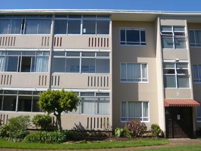 2 Bedroom Apartment for Sale For Sale in Claremont (CPT) - Private Sale - MR03272