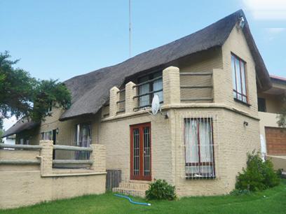 4 Bedroom House for Sale For Sale in Midrand - Private Sale - MR03290