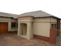 3 Bedroom 2 Bathroom Cluster for Sale and to Rent for sale in Midrand Estates