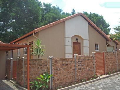 2 Bedroom Cluster for Sale For Sale in Radiokop - Home Sell - MR03455