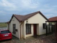 3 Bedroom 2 Bathroom House for Sale for sale in Thatchfield