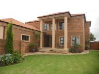 3 Bedroom 3 Bathroom House for Sale for sale in Brakpan
