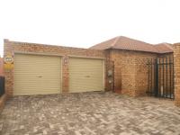 3 Bedroom 2 Bathroom Cluster for Sale for sale in Kempton Park