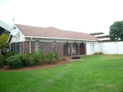 Front View of property in Constantia Glen