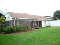 4 Bedroom 2 Bathroom House for Sale for sale in Constantia Glen