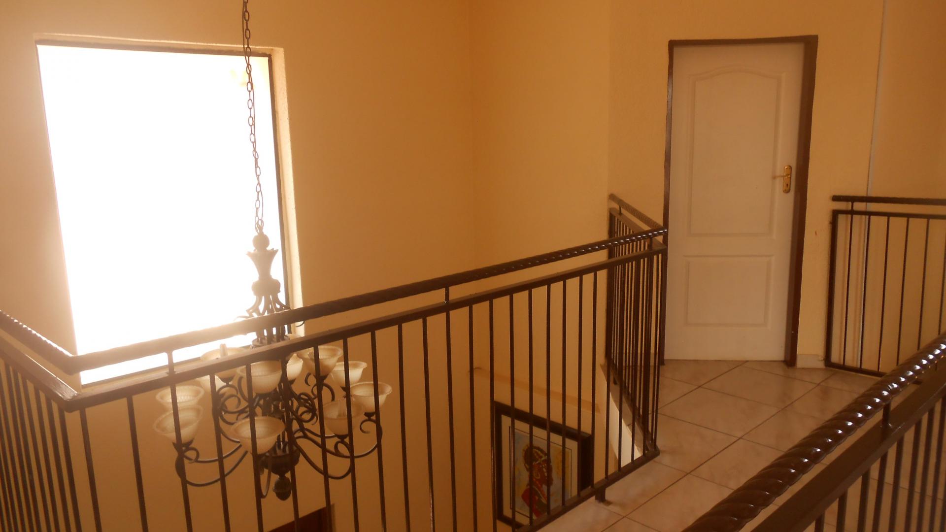 Spaces - 138 square meters of property in Bronkhorstspruit