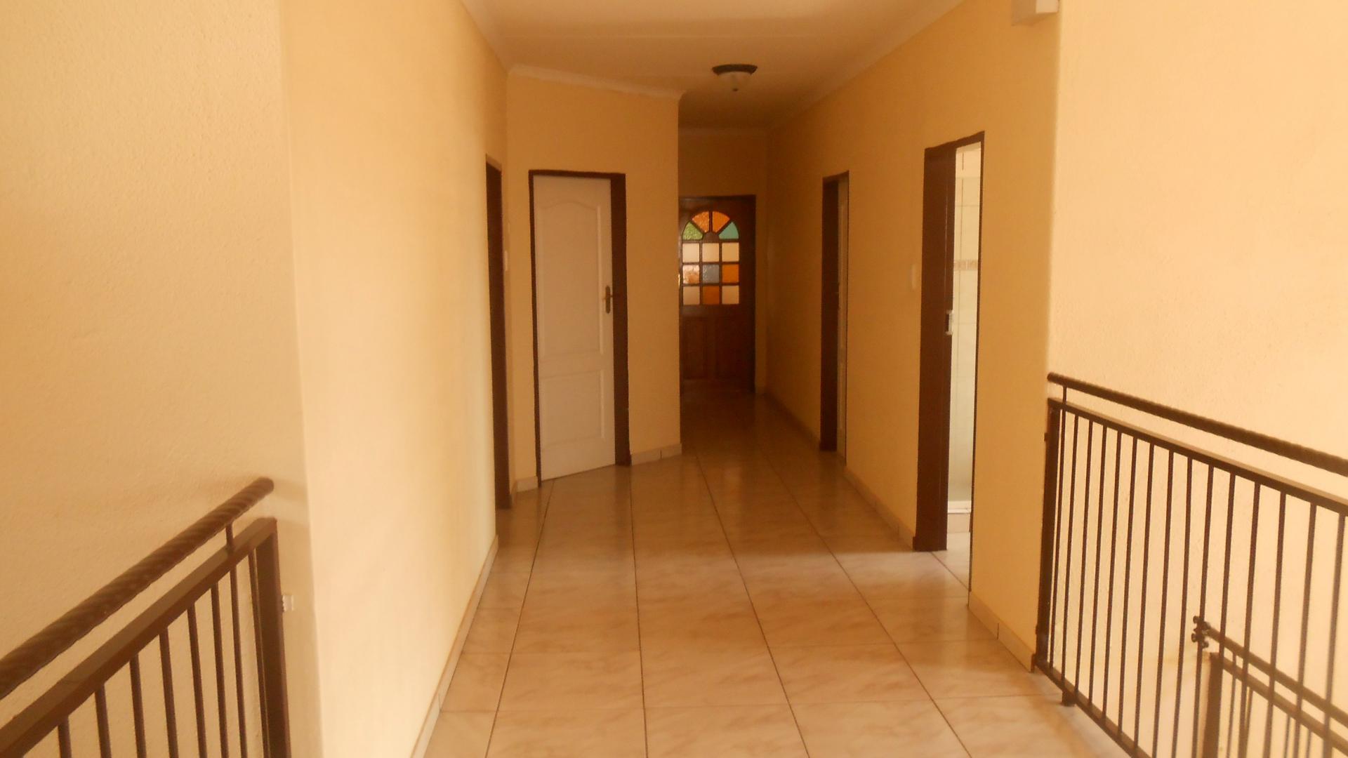 Spaces - 138 square meters of property in Bronkhorstspruit