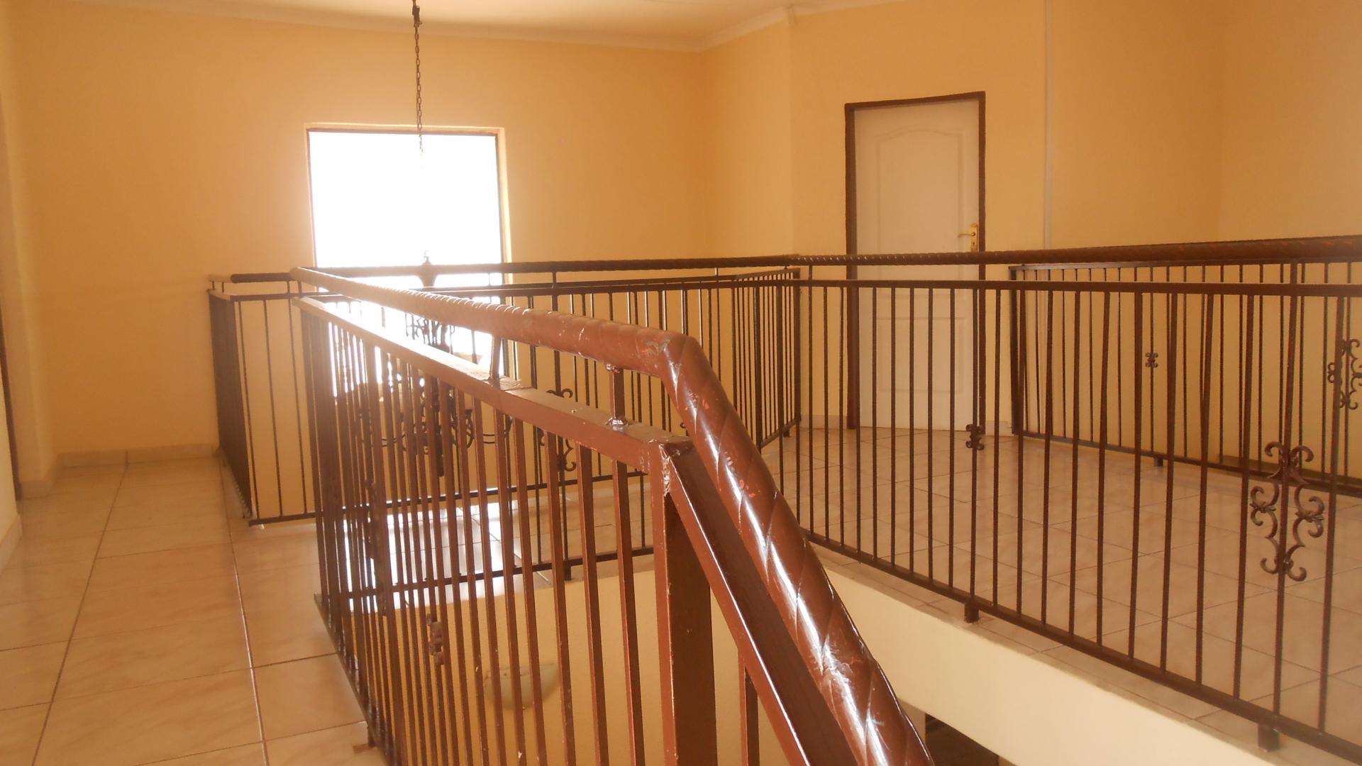 Spaces - 138 square meters of property in Bronkhorstspruit