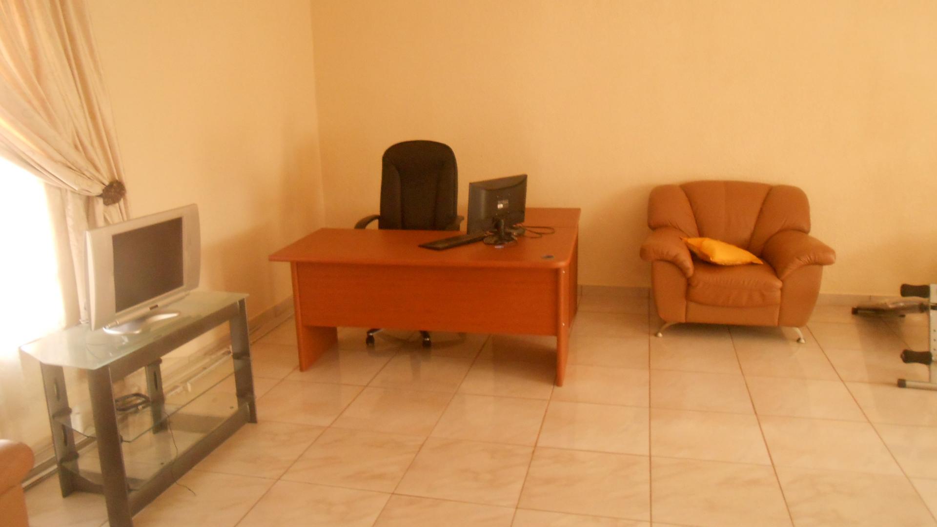 Rooms - 50 square meters of property in Bronkhorstspruit