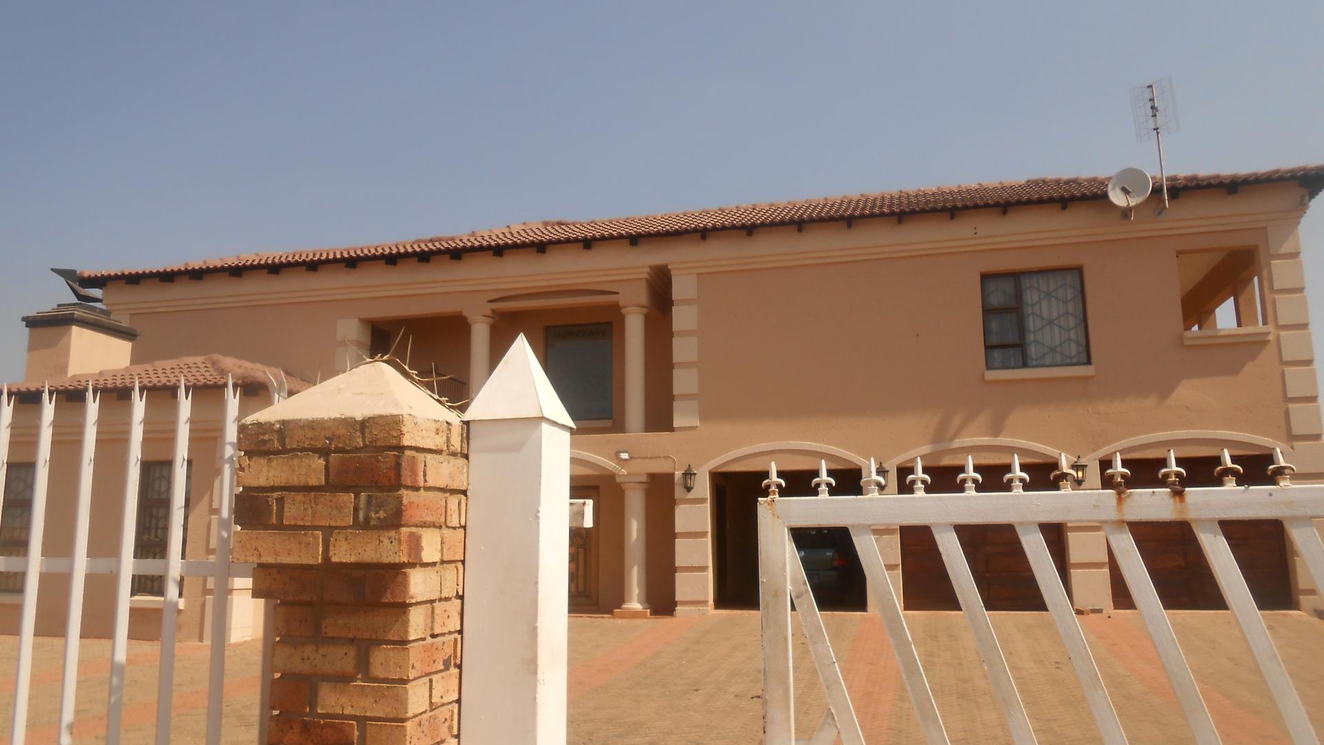 Front View of property in Bronkhorstspruit