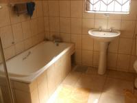 Bathroom 1 - 8 square meters of property in Bronkhorstspruit