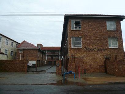 Front View of property in Kempton Park