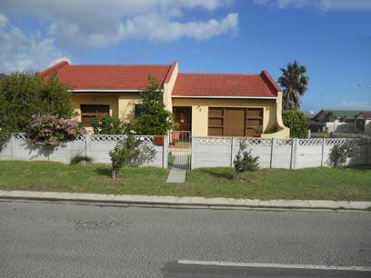 Front View of property in Gordons Bay