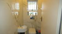 Guest Toilet - 2 square meters of property in Morningside