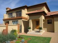 3 Bedroom 3 Bathroom House for Sale for sale in Midrand Estates