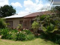 Front View of property in Roseville