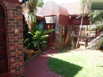 3 Bedroom House for Sale For Sale in Vanderbijlpark - Private Sale - MR04222