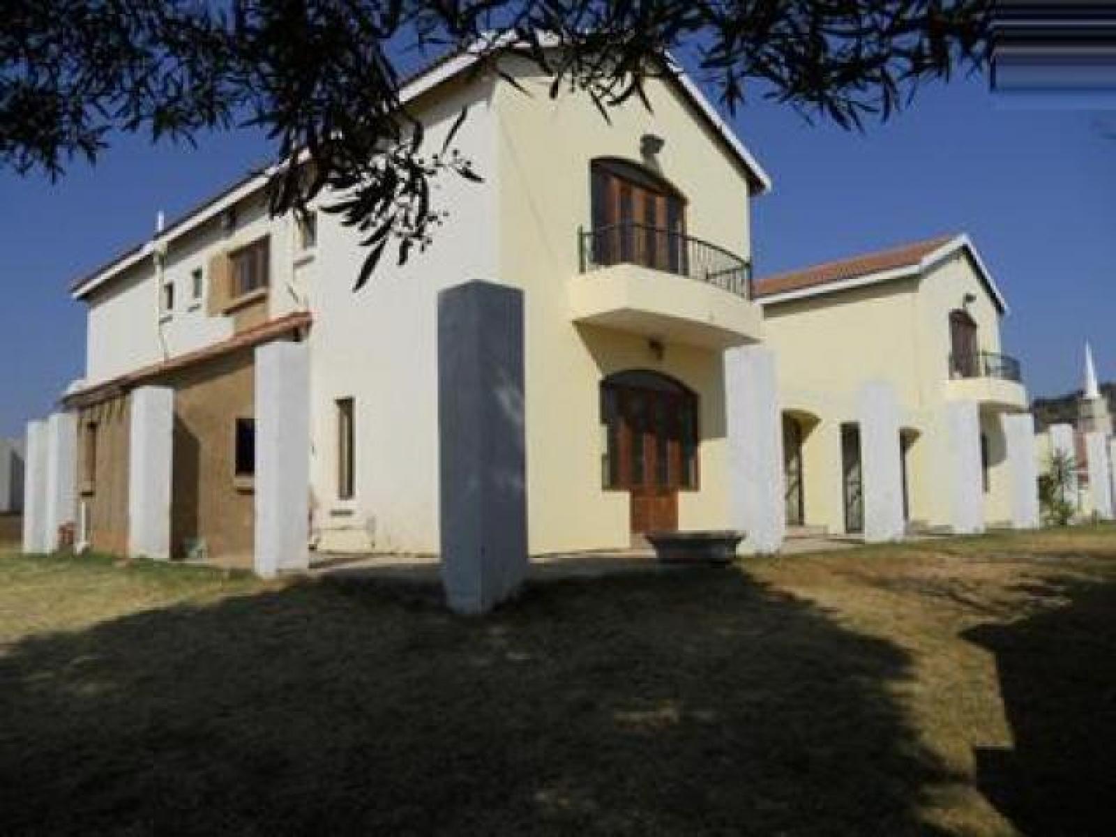 Front View of property in Olympus