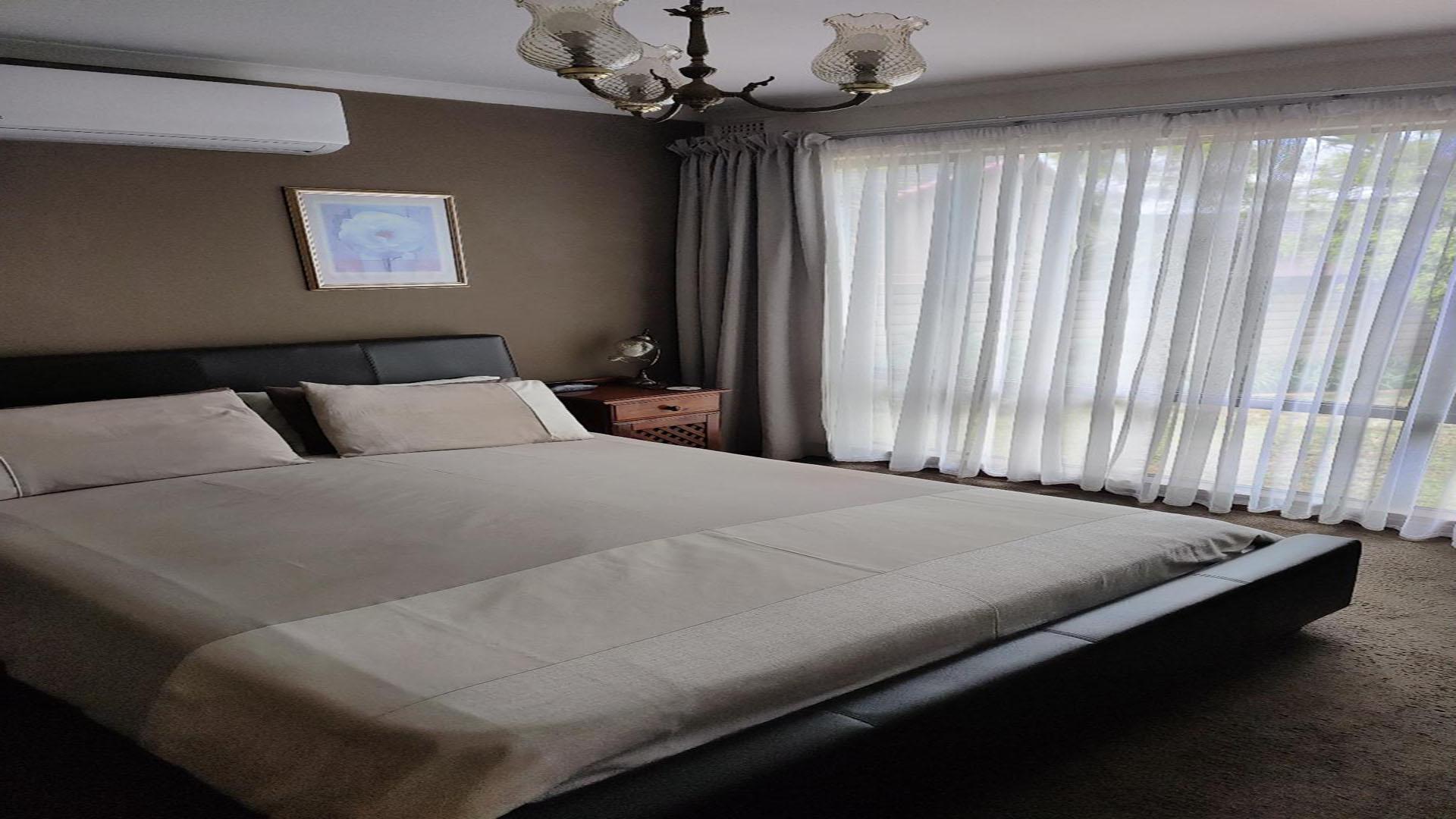 Bed Room 2 - 15 square meters of property in Klippoortje