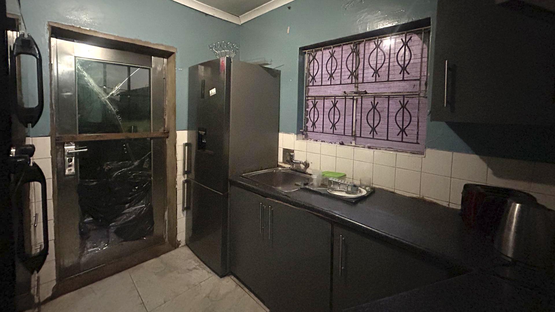Kitchen of property in Kagiso