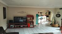 Lounges of property in Sharon Park