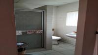 Bathroom 1 of property in Sharon Park